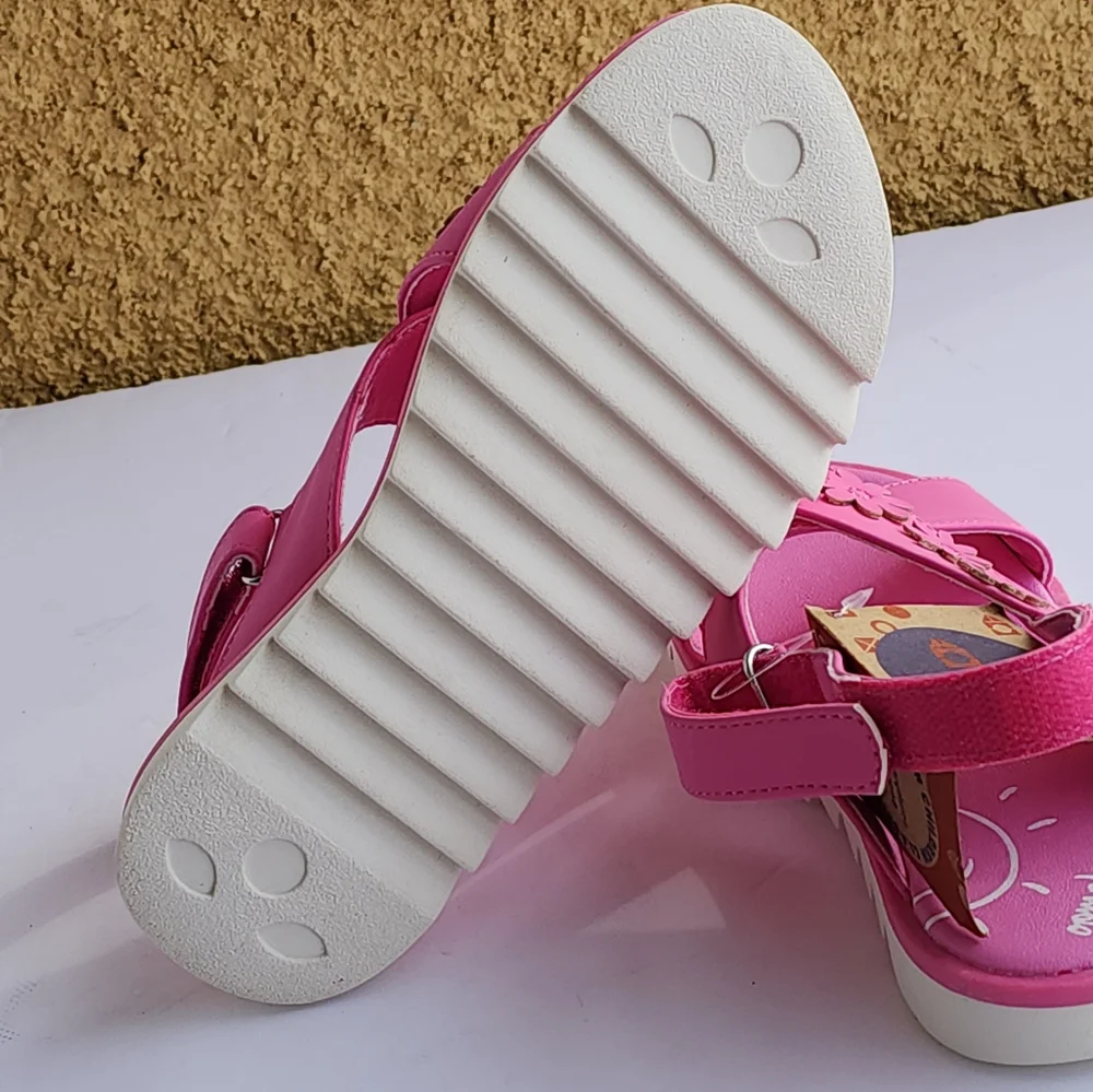 Oomphies Girls Bloom Hot Pink Criss Cross Leather Straps Sandals Size 3Y
